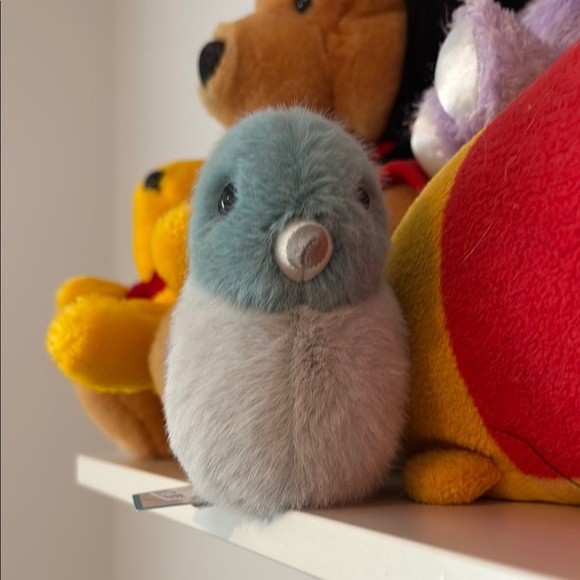 Authentic Jellycat Birdling Pigeon with tags Displayed only Retired - Picture 2 of 4